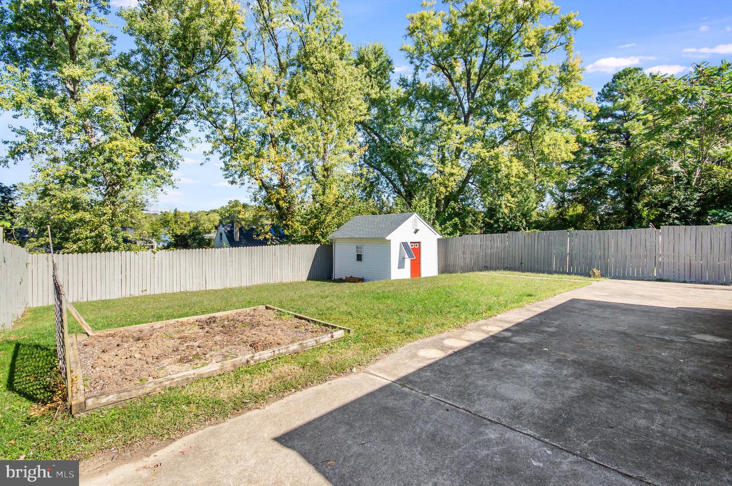 3206 BURGUNDY RD, ALEXANDRIA, Virginia 22303, 5 Bedrooms Bedrooms, ,2 BathroomsBathrooms,Residential,For sale,3206 BURGUNDY RD,VAFX2282386 MLS # VAFX2282386