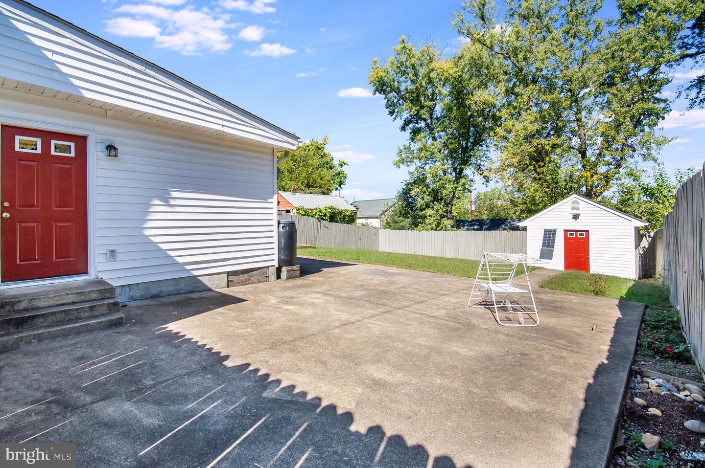 3206 BURGUNDY RD, ALEXANDRIA, Virginia 22303, 5 Bedrooms Bedrooms, ,2 BathroomsBathrooms,Residential,For sale,3206 BURGUNDY RD,VAFX2282386 MLS # VAFX2282386