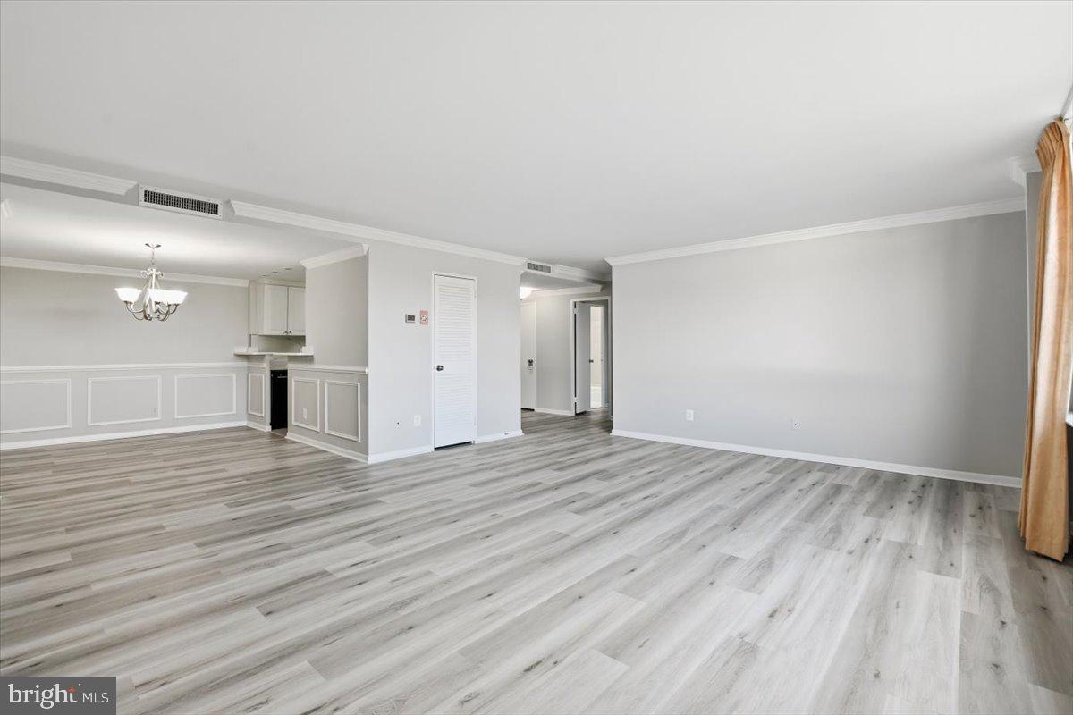 4600 DUKE ST #620, ALEXANDRIA, Virginia 22304, 3 Bedrooms Bedrooms, ,2 BathroomsBathrooms,Residential,For sale,4600 DUKE ST #620,VAAX2052408 MLS # VAAX2052408