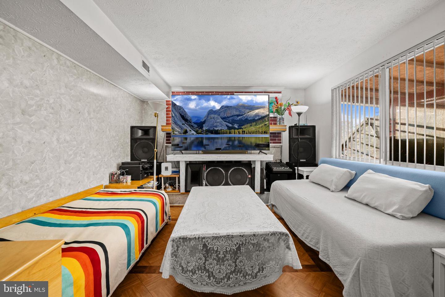 10283 LONG HILL CT, MANASSAS, Virginia 20110, 4 Bedrooms Bedrooms, ,2 BathroomsBathrooms,Residential,For sale,10283 LONG HILL CT,VAMN2009812 MLS # VAMN2009812