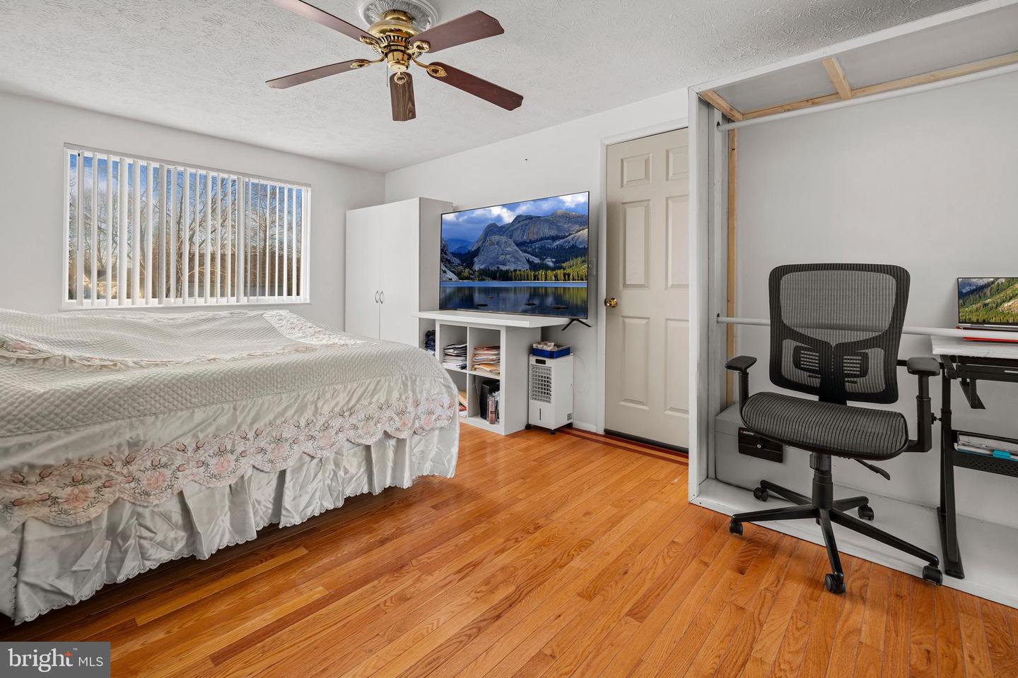 10283 LONG HILL CT, MANASSAS, Virginia 20110, 4 Bedrooms Bedrooms, ,2 BathroomsBathrooms,Residential,For sale,10283 LONG HILL CT,VAMN2009812 MLS # VAMN2009812