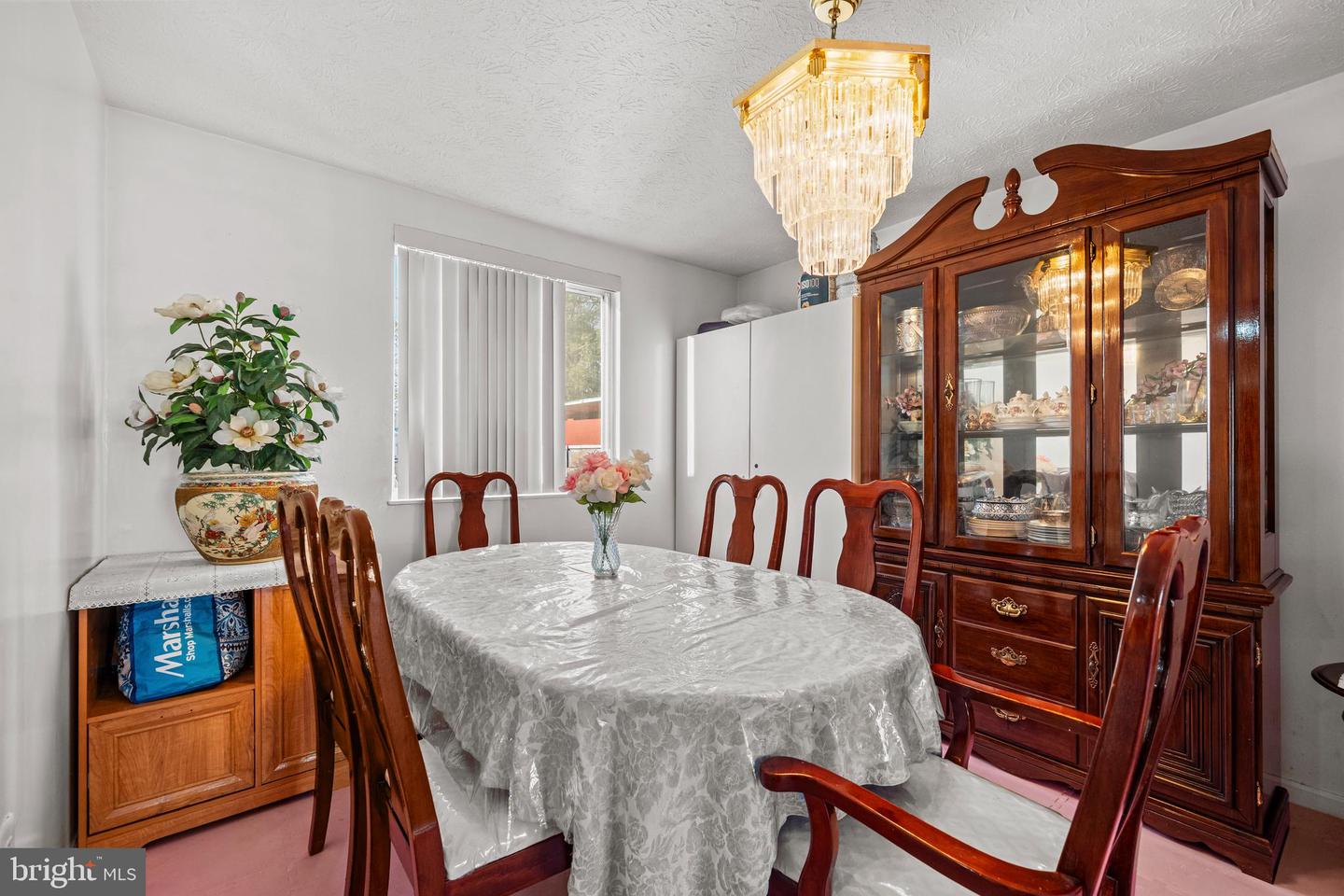 10283 LONG HILL CT, MANASSAS, Virginia 20110, 4 Bedrooms Bedrooms, ,2 BathroomsBathrooms,Residential,For sale,10283 LONG HILL CT,VAMN2009812 MLS # VAMN2009812