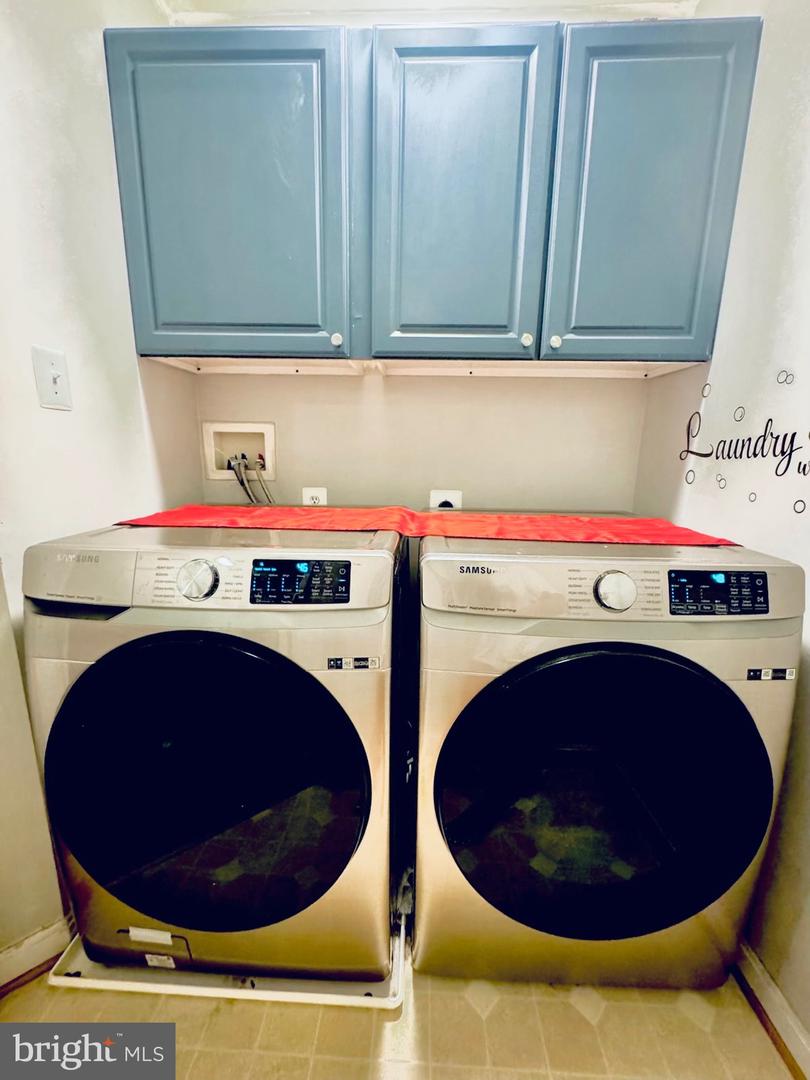 8593 WYNGATE MANOR CT, ALEXANDRIA, Virginia 22309, 3 Bedrooms Bedrooms, ,2 BathroomsBathrooms,Residential,For sale,8593 WYNGATE MANOR CT,VAFX2282666 MLS # VAFX2282666 8593 WYNGATE MANOR CT, ALEXANDRIA, Virginia 22309, 3 Bedrooms Bedrooms, ,2 BathroomsBathrooms,Residential,For sale,8593 WYNGATE MANOR CT,VAFX2282666 MLS # VAFX2282666