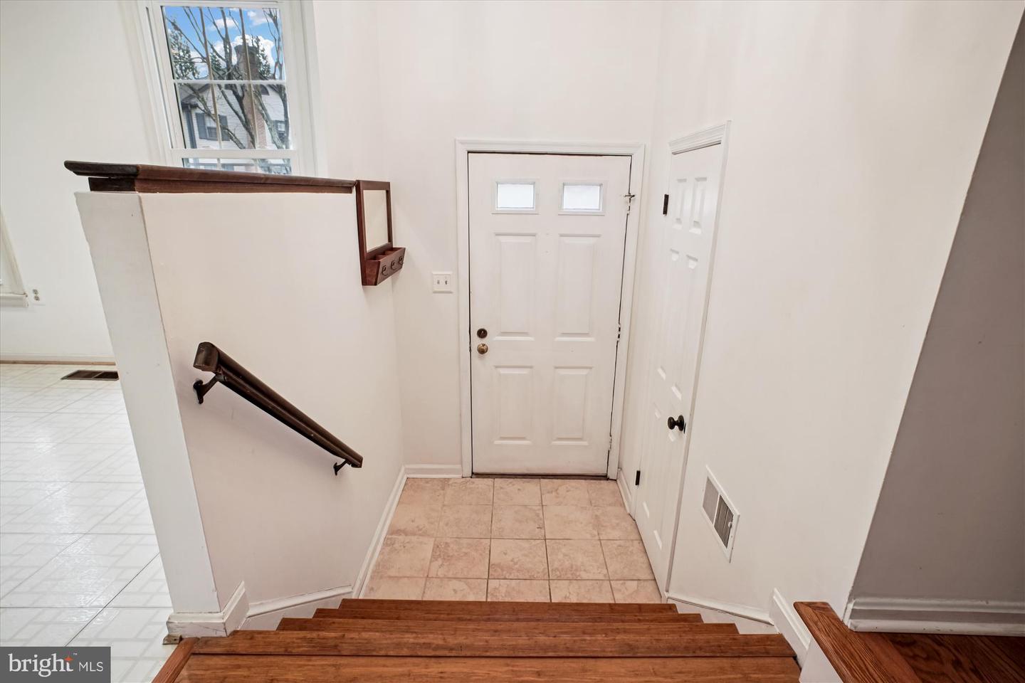 2816 KELLY SQ, VIENNA, Virginia 22181, 3 Bedrooms Bedrooms, ,3 BathroomsBathrooms,Residential,For sale,2816 KELLY SQ,VAFX2282712 MLS # VAFX2282712 2816 KELLY SQ, VIENNA, Virginia 22181, 3 Bedrooms Bedrooms, ,3 BathroomsBathrooms,Residential,For sale,2816 KELLY SQ,VAFX2282712 MLS # VAFX2282712