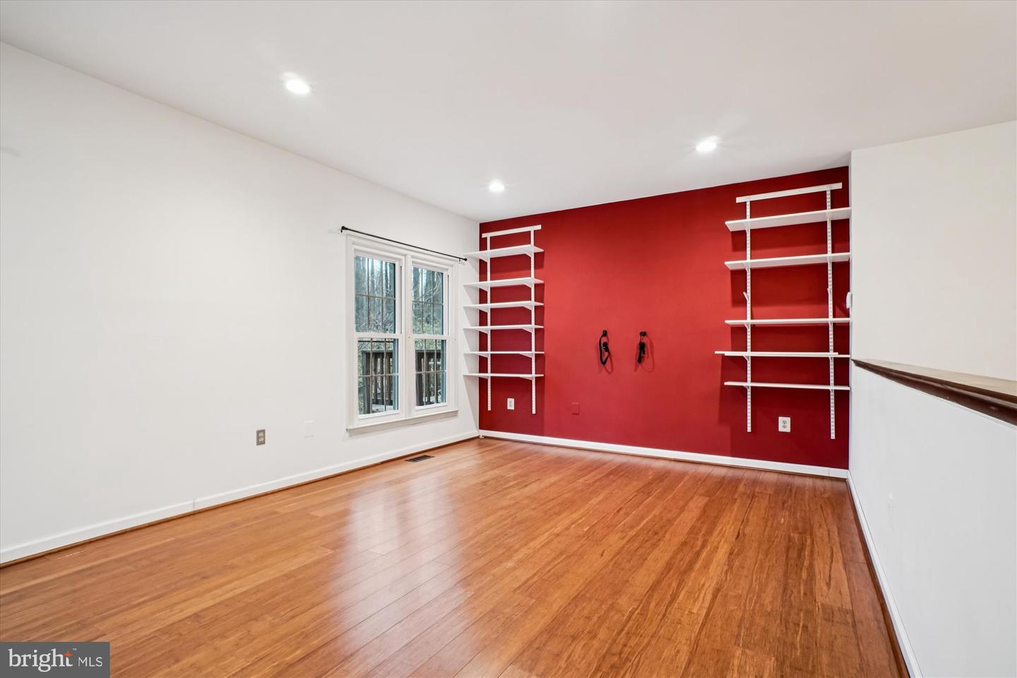 2816 KELLY SQ, VIENNA, Virginia 22181, 3 Bedrooms Bedrooms, ,3 BathroomsBathrooms,Residential,For sale,2816 KELLY SQ,VAFX2282712 MLS # VAFX2282712 2816 KELLY SQ, VIENNA, Virginia 22181, 3 Bedrooms Bedrooms, ,3 BathroomsBathrooms,Residential,For sale,2816 KELLY SQ,VAFX2282712 MLS # VAFX2282712