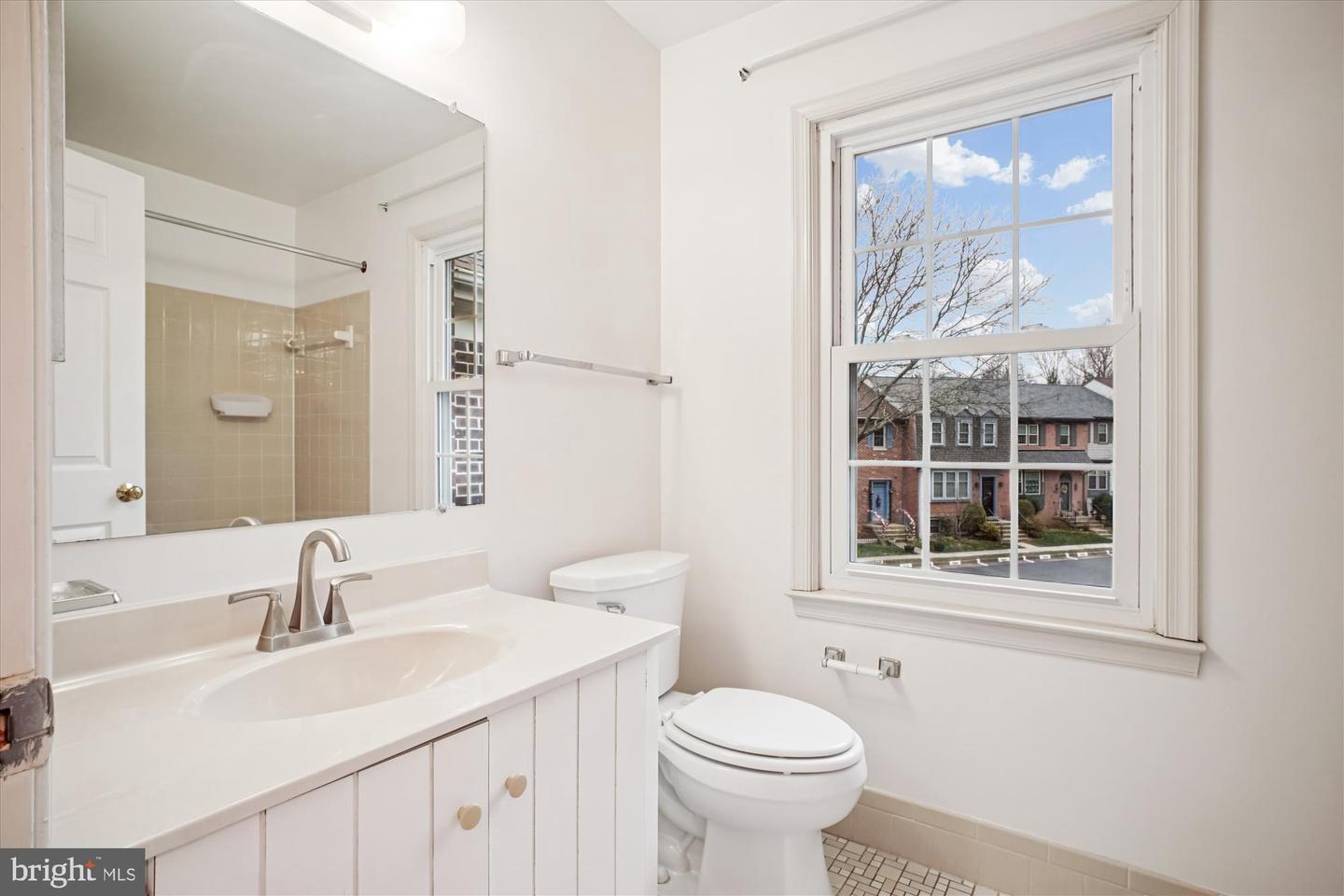 2816 KELLY SQ, VIENNA, Virginia 22181, 3 Bedrooms Bedrooms, ,3 BathroomsBathrooms,Residential,For sale,2816 KELLY SQ,VAFX2282712 MLS # VAFX2282712 2816 KELLY SQ, VIENNA, Virginia 22181, 3 Bedrooms Bedrooms, ,3 BathroomsBathrooms,Residential,For sale,2816 KELLY SQ,VAFX2282712 MLS # VAFX2282712