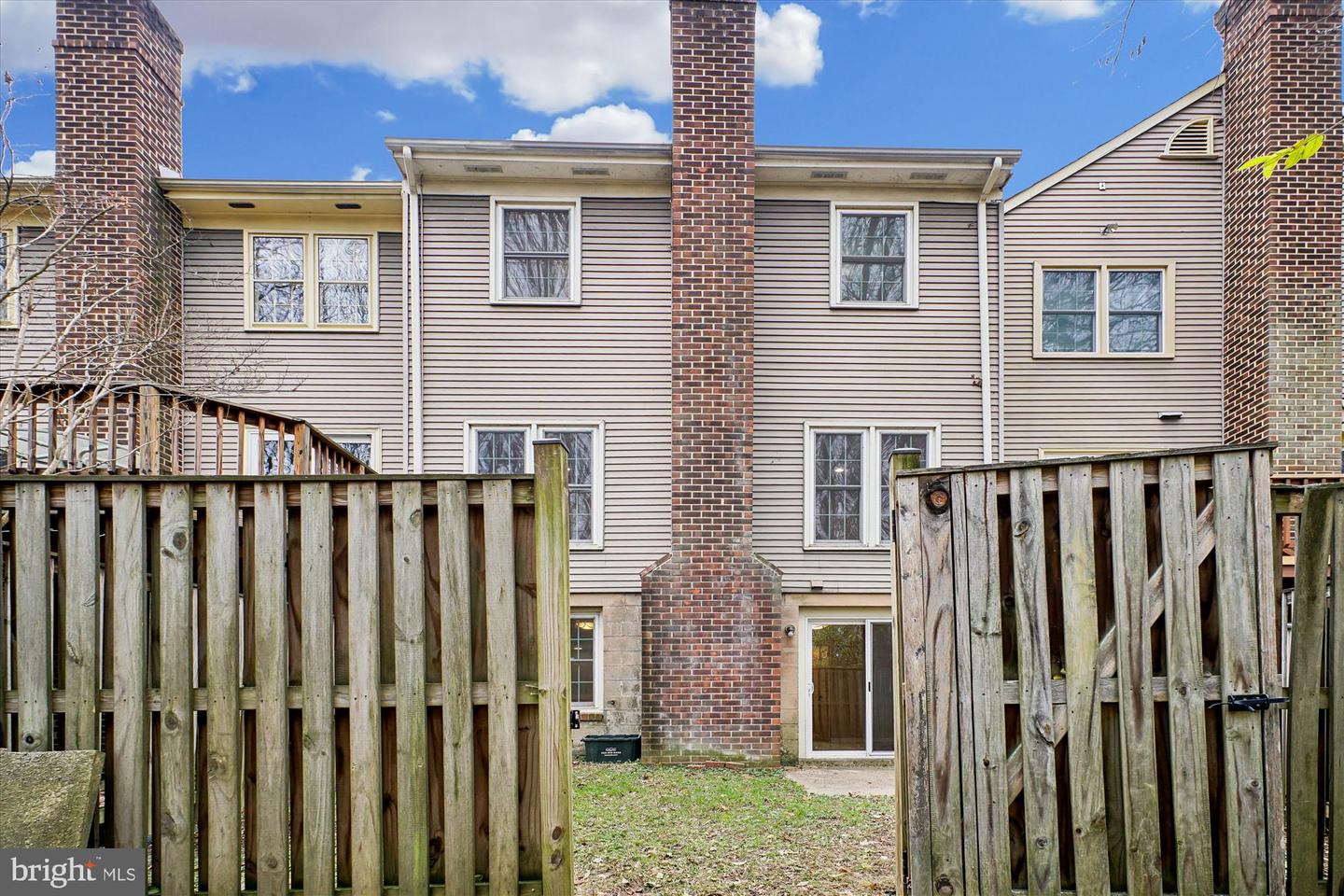 2816 KELLY SQ, VIENNA, Virginia 22181, 3 Bedrooms Bedrooms, ,3 BathroomsBathrooms,Residential,For sale,2816 KELLY SQ,VAFX2282712 MLS # VAFX2282712 2816 KELLY SQ, VIENNA, Virginia 22181, 3 Bedrooms Bedrooms, ,3 BathroomsBathrooms,Residential,For sale,2816 KELLY SQ,VAFX2282712 MLS # VAFX2282712