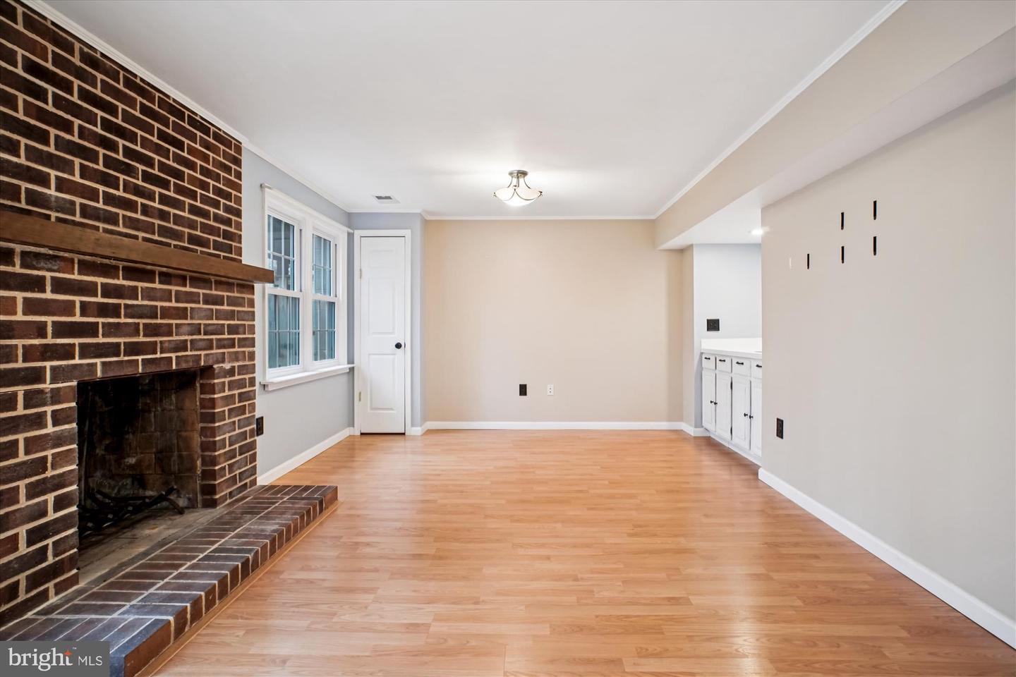 2816 KELLY SQ, VIENNA, Virginia 22181, 3 Bedrooms Bedrooms, ,3 BathroomsBathrooms,Residential,For sale,2816 KELLY SQ,VAFX2282712 MLS # VAFX2282712 2816 KELLY SQ, VIENNA, Virginia 22181, 3 Bedrooms Bedrooms, ,3 BathroomsBathrooms,Residential,For sale,2816 KELLY SQ,VAFX2282712 MLS # VAFX2282712