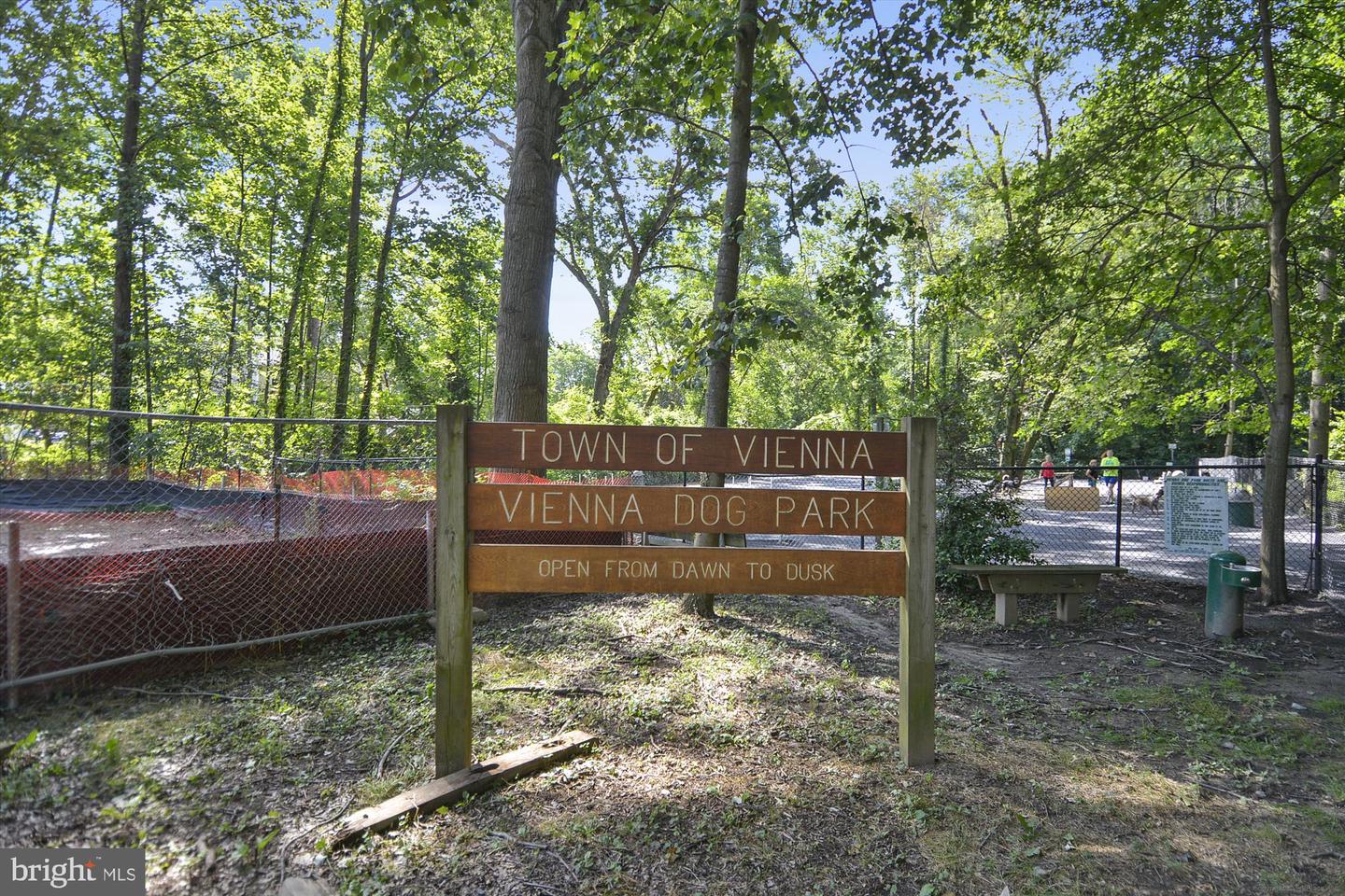 2816 KELLY SQ, VIENNA, Virginia 22181, 3 Bedrooms Bedrooms, ,3 BathroomsBathrooms,Residential,For sale,2816 KELLY SQ,VAFX2282712 MLS # VAFX2282712 2816 KELLY SQ, VIENNA, Virginia 22181, 3 Bedrooms Bedrooms, ,3 BathroomsBathrooms,Residential,For sale,2816 KELLY SQ,VAFX2282712 MLS # VAFX2282712