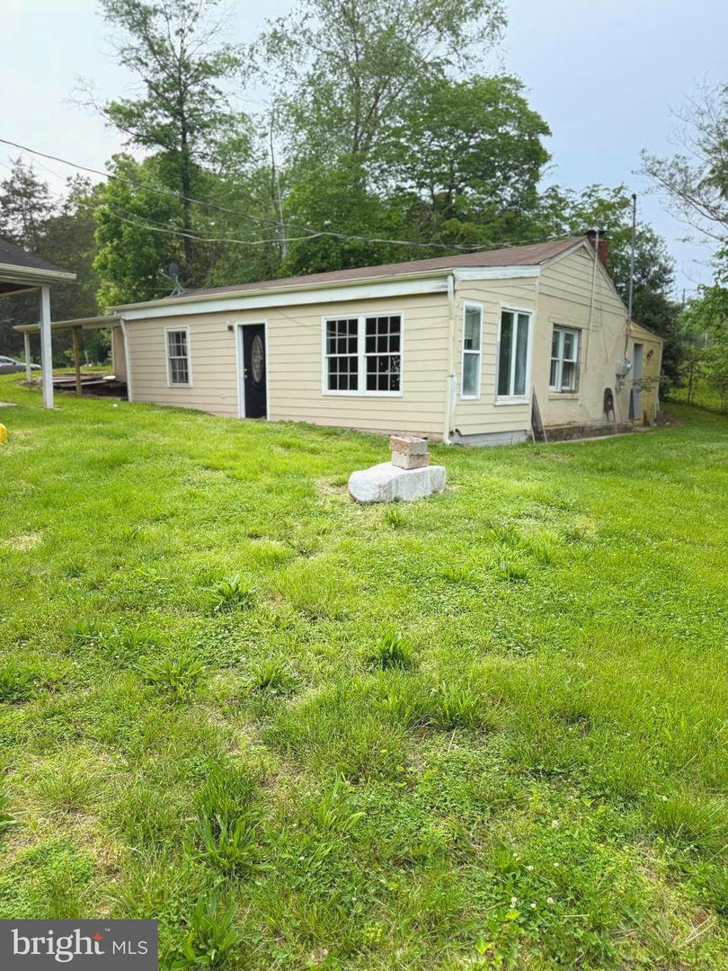 7421 LAKE DR, MANASSAS, Virginia 20111, 3 Bedrooms Bedrooms, ,1 BathroomBathrooms,Residential,For sale,7421 LAKE DR,VAPW2109270 MLS # VAPW2109270