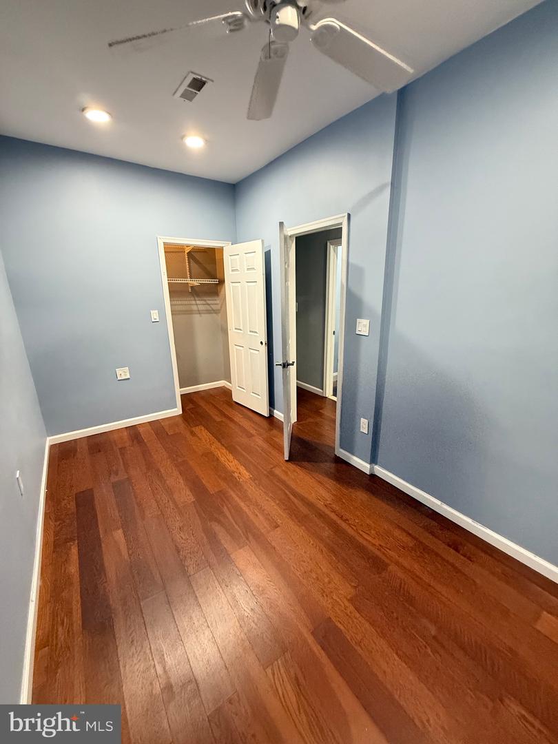 7421 LAKE DR, MANASSAS, Virginia 20111, 3 Bedrooms Bedrooms, ,1 BathroomBathrooms,Residential,For sale,7421 LAKE DR,VAPW2109270 MLS # VAPW2109270