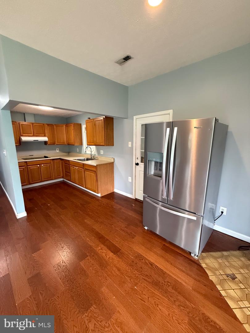 7421 LAKE DR, MANASSAS, Virginia 20111, 3 Bedrooms Bedrooms, ,1 BathroomBathrooms,Residential,For sale,7421 LAKE DR,VAPW2109270 MLS # VAPW2109270