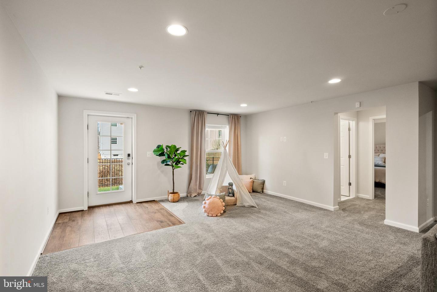 2760 COCKSPUR LN, DUMFRIES, Virginia 22026, 5 Bedrooms Bedrooms, ,4 BathroomsBathrooms,Residential,For sale,2760 COCKSPUR LN,VAPW2109186 MLS # VAPW2109186 2760 COCKSPUR LN, DUMFRIES, Virginia 22026, 5 Bedrooms Bedrooms, ,4 BathroomsBathrooms,Residential,For sale,2760 COCKSPUR LN,VAPW2109186 MLS # VAPW2109186