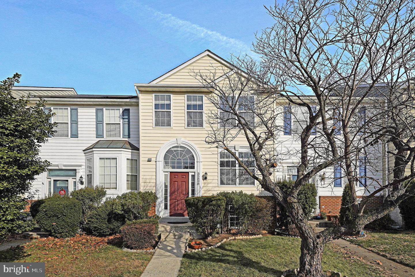 35898 CLOVER TER, ROUND HILL, Virginia 20141, 4 Bedrooms Bedrooms, ,3 BathroomsBathrooms,Residential,For sale,35898 CLOVER TER,VALO2112394 MLS # VALO2112394