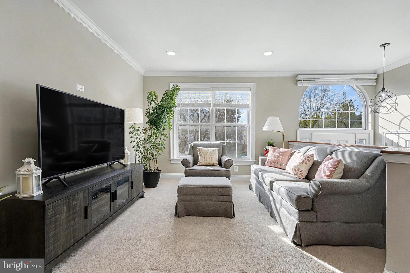 35898 CLOVER TER, ROUND HILL, Virginia 20141, 4 Bedrooms Bedrooms, ,3 BathroomsBathrooms,Residential,For sale,35898 CLOVER TER,VALO2112394 MLS # VALO2112394