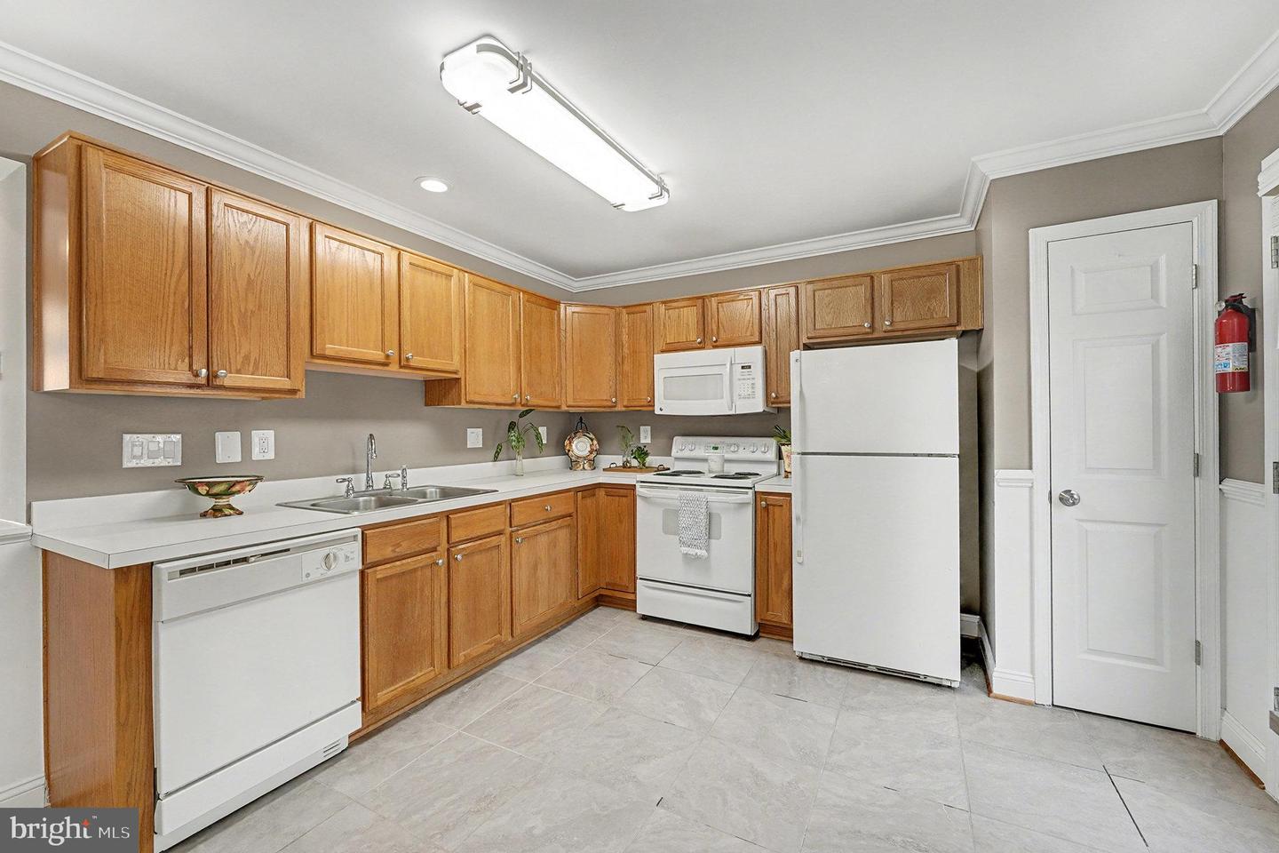 35898 CLOVER TER, ROUND HILL, Virginia 20141, 4 Bedrooms Bedrooms, ,3 BathroomsBathrooms,Residential,For sale,35898 CLOVER TER,VALO2112394 MLS # VALO2112394