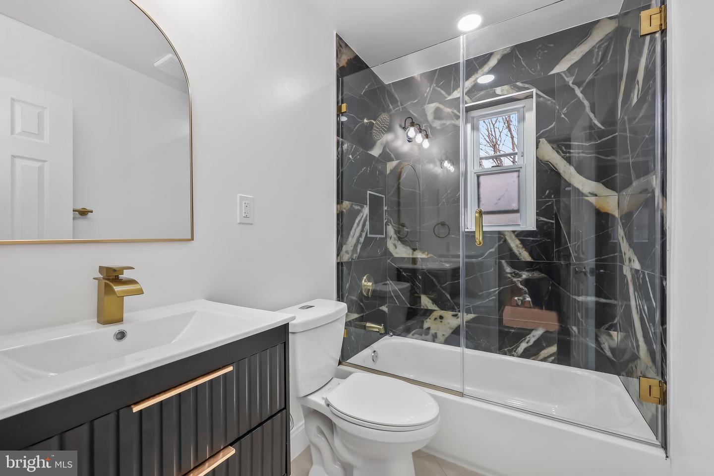 4117 USHER AVE, ALEXANDRIA, Virginia 22304, 3 Bedrooms Bedrooms, ,2 BathroomsBathrooms,Residential,For sale,4117 USHER AVE,VAAX2052442 MLS # VAAX2052442 4117 USHER AVE, ALEXANDRIA, Virginia 22304, 3 Bedrooms Bedrooms, ,2 BathroomsBathrooms,Residential,For sale,4117 USHER AVE,VAAX2052442 MLS # VAAX2052442