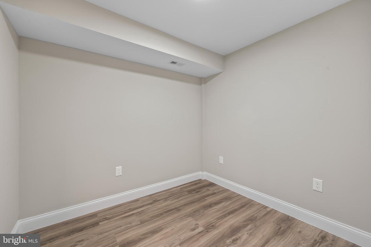 4117 USHER AVE, ALEXANDRIA, Virginia 22304, 3 Bedrooms Bedrooms, ,2 BathroomsBathrooms,Residential,For sale,4117 USHER AVE,VAAX2052442 MLS # VAAX2052442 4117 USHER AVE, ALEXANDRIA, Virginia 22304, 3 Bedrooms Bedrooms, ,2 BathroomsBathrooms,Residential,For sale,4117 USHER AVE,VAAX2052442 MLS # VAAX2052442