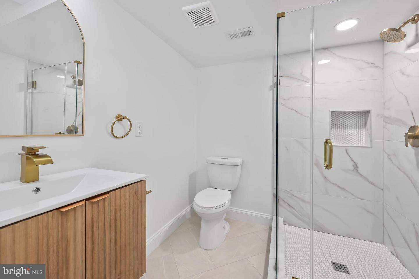 4117 USHER AVE, ALEXANDRIA, Virginia 22304, 3 Bedrooms Bedrooms, ,2 BathroomsBathrooms,Residential,For sale,4117 USHER AVE,VAAX2052442 MLS # VAAX2052442 4117 USHER AVE, ALEXANDRIA, Virginia 22304, 3 Bedrooms Bedrooms, ,2 BathroomsBathrooms,Residential,For sale,4117 USHER AVE,VAAX2052442 MLS # VAAX2052442