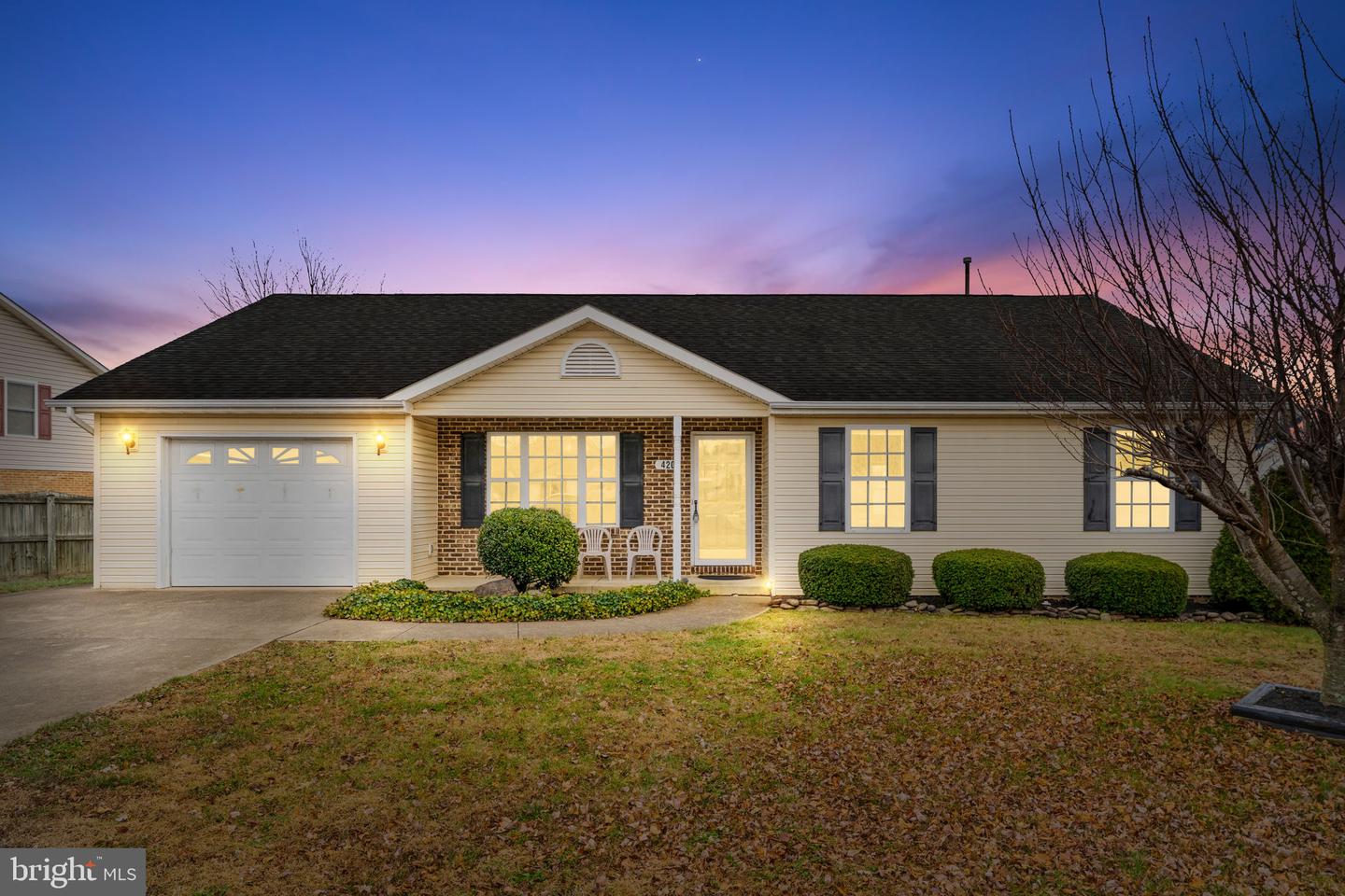 420 RUSSELCROFT RD, WINCHESTER, Virginia 22601, 3 Bedrooms Bedrooms, ,2 BathroomsBathrooms,Residential,For sale,420 RUSSELCROFT RD,VAWI2009604 MLS # VAWI2009604