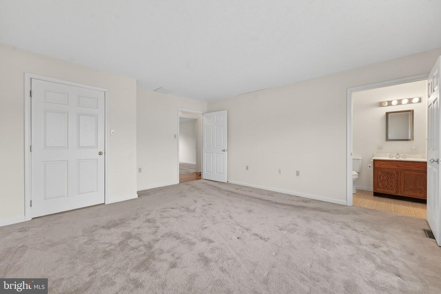 420 RUSSELCROFT RD, WINCHESTER, Virginia 22601, 3 Bedrooms Bedrooms, ,2 BathroomsBathrooms,Residential,For sale,420 RUSSELCROFT RD,VAWI2009604 MLS # VAWI2009604