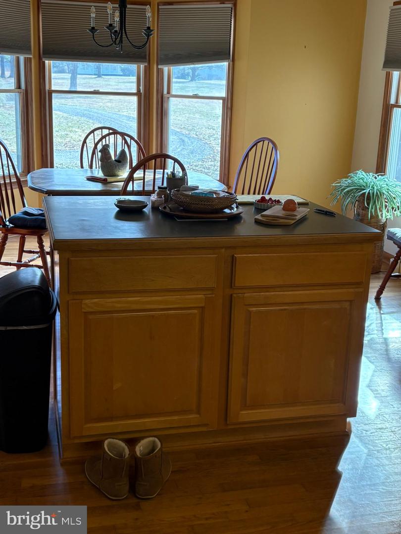 18156 COUNTYLINE CHURCH RD, RUTHER GLEN, Virginia 22546, 3 Bedrooms Bedrooms, ,2 BathroomsBathrooms,Residential,For sale,18156 COUNTYLINE CHURCH RD,VACV2009288 MLS # VACV2009288