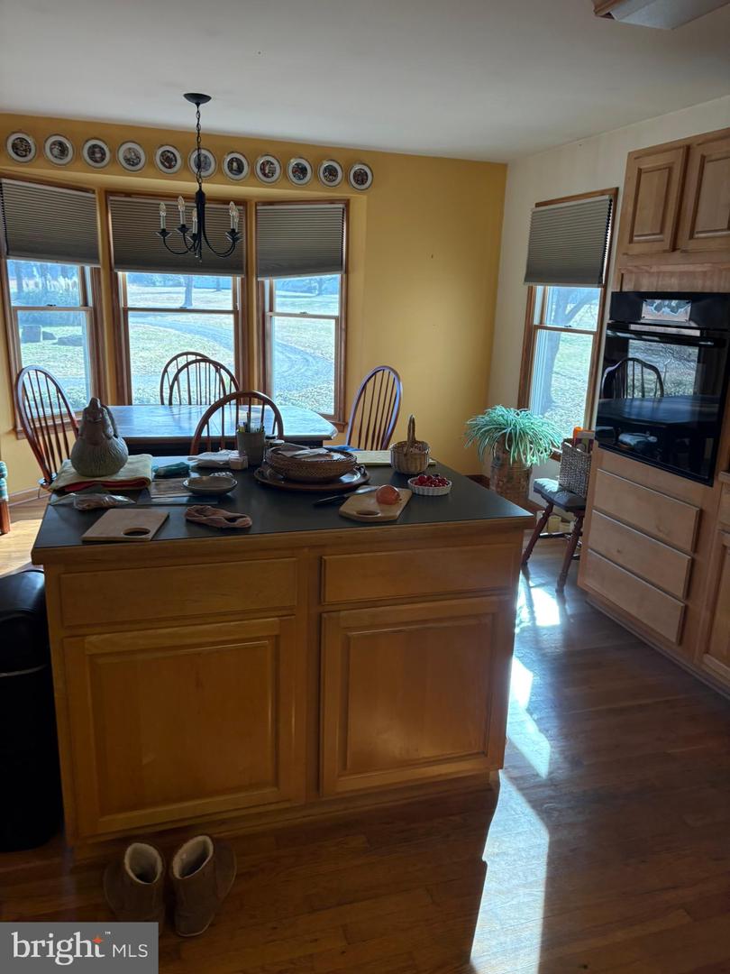 18156 COUNTYLINE CHURCH RD, RUTHER GLEN, Virginia 22546, 3 Bedrooms Bedrooms, ,2 BathroomsBathrooms,Residential,For sale,18156 COUNTYLINE CHURCH RD,VACV2009288 MLS # VACV2009288