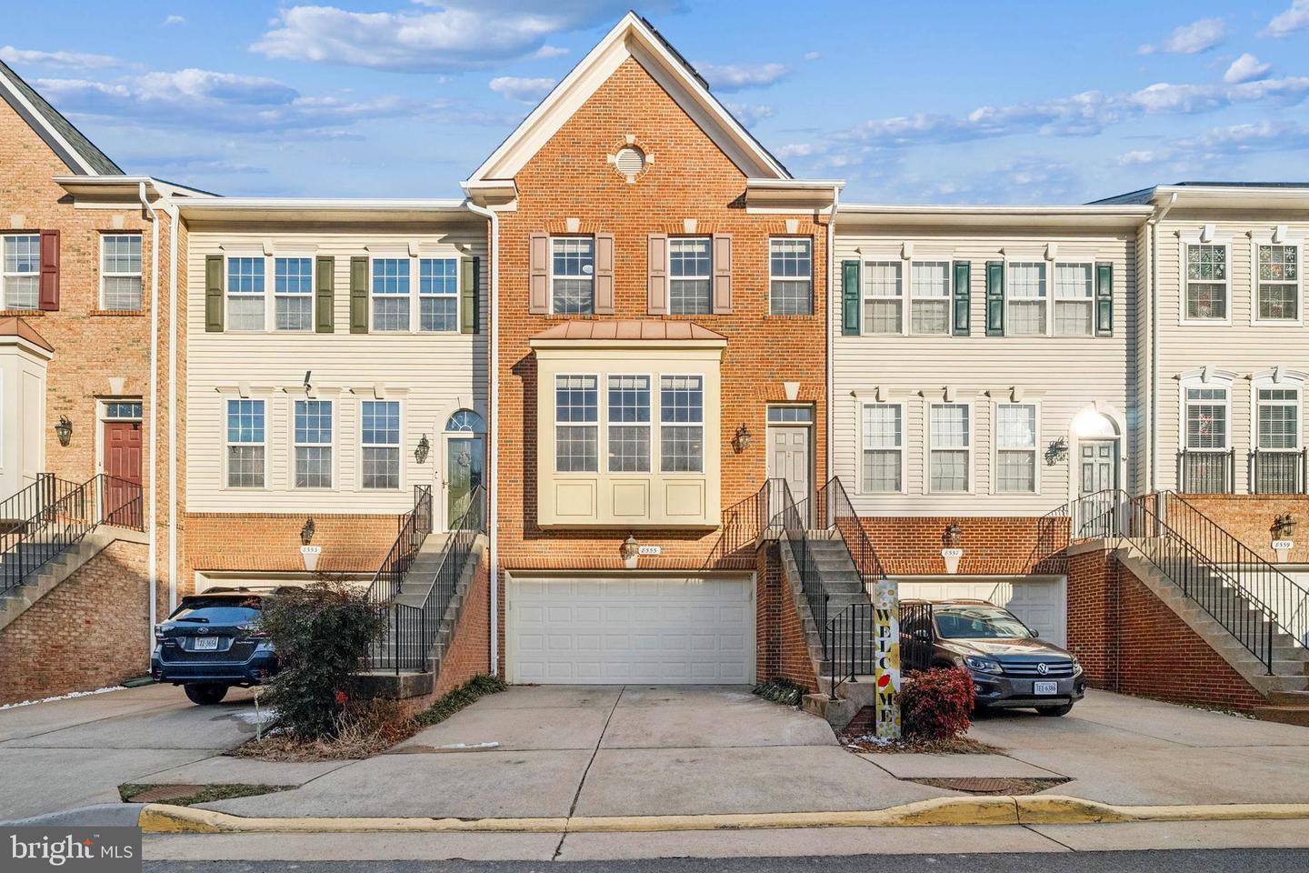 8555 WYNGATE MANOR CT, ALEXANDRIA, Virginia 22309, 3 Bedrooms Bedrooms, ,3 BathroomsBathrooms,Residential,For sale,8555 WYNGATE MANOR CT,VAFX2282824 MLS # VAFX2282824