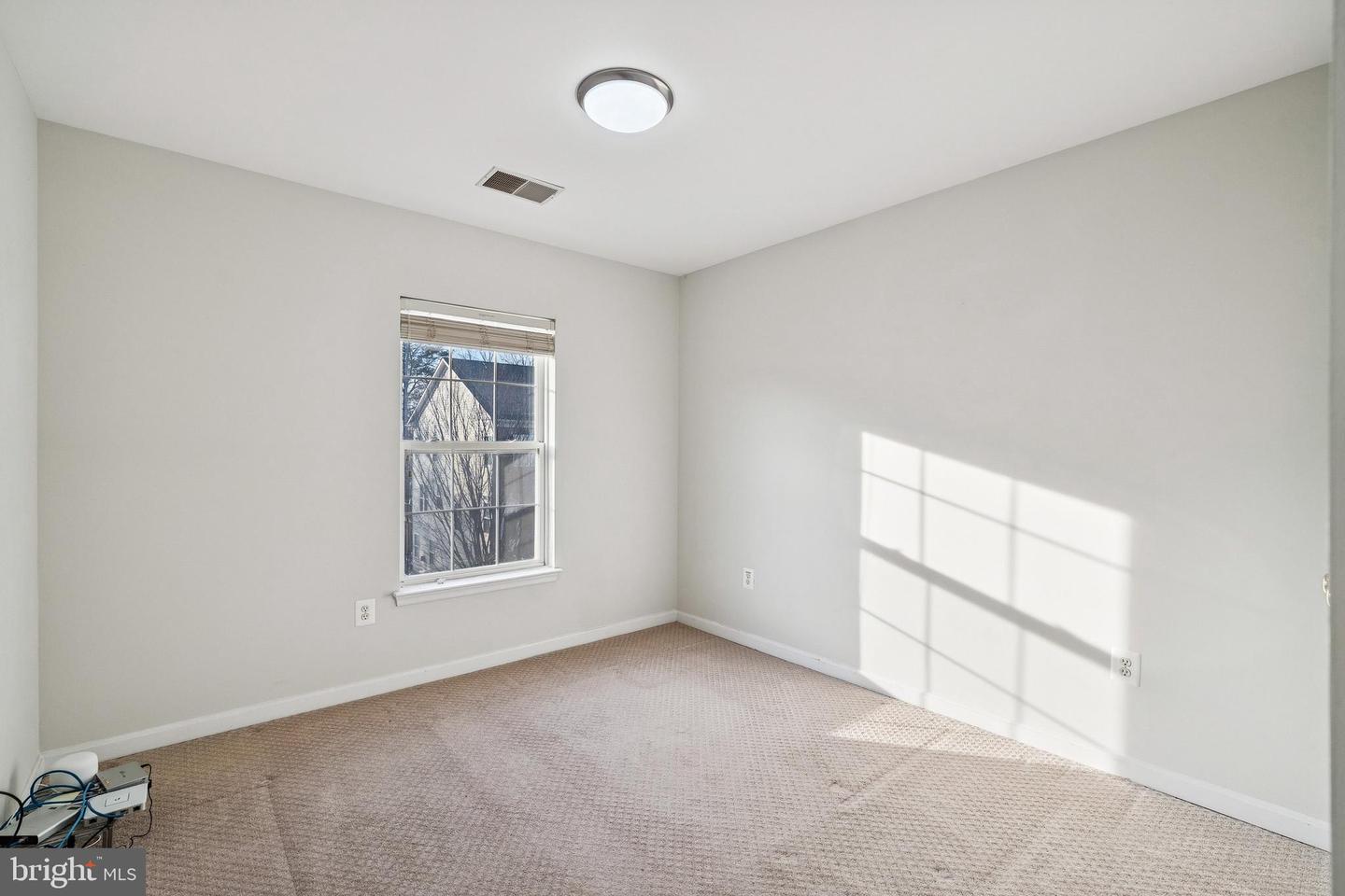 8555 WYNGATE MANOR CT, ALEXANDRIA, Virginia 22309, 3 Bedrooms Bedrooms, ,3 BathroomsBathrooms,Residential,For sale,8555 WYNGATE MANOR CT,VAFX2282824 MLS # VAFX2282824