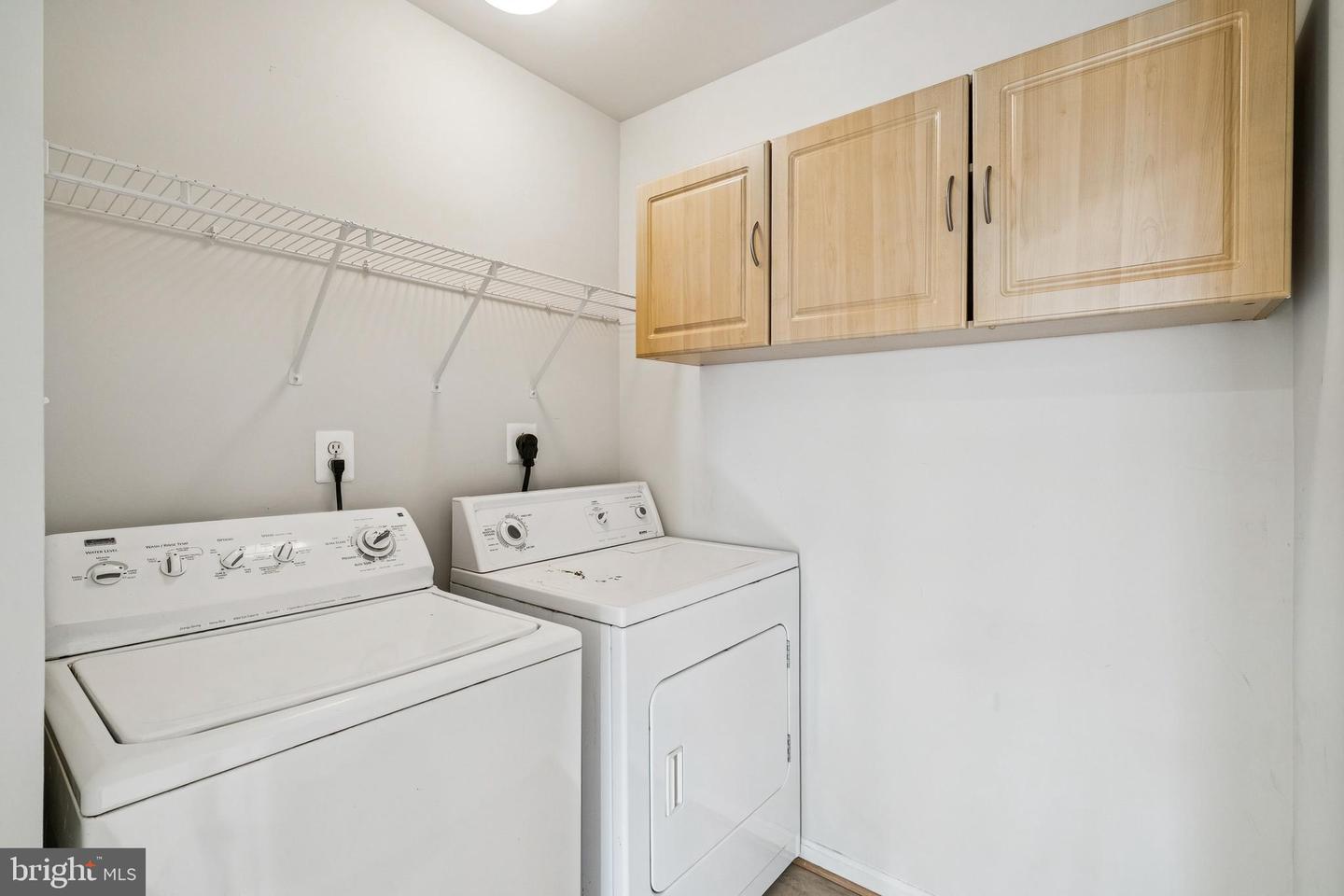 8555 WYNGATE MANOR CT, ALEXANDRIA, Virginia 22309, 3 Bedrooms Bedrooms, ,3 BathroomsBathrooms,Residential,For sale,8555 WYNGATE MANOR CT,VAFX2282824 MLS # VAFX2282824