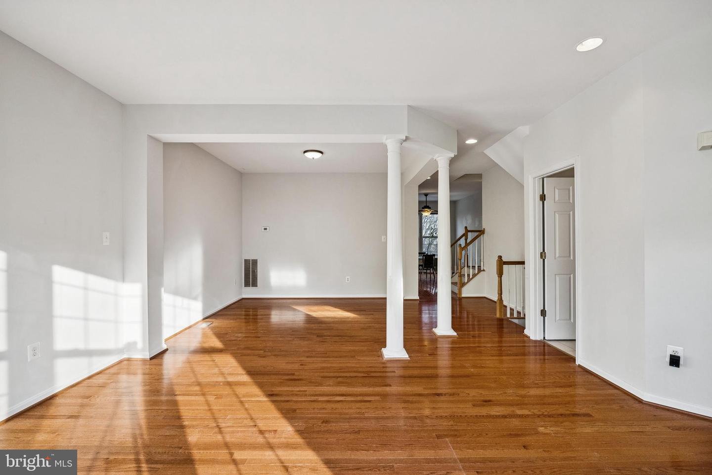 8555 WYNGATE MANOR CT, ALEXANDRIA, Virginia 22309, 3 Bedrooms Bedrooms, ,3 BathroomsBathrooms,Residential,For sale,8555 WYNGATE MANOR CT,VAFX2282824 MLS # VAFX2282824