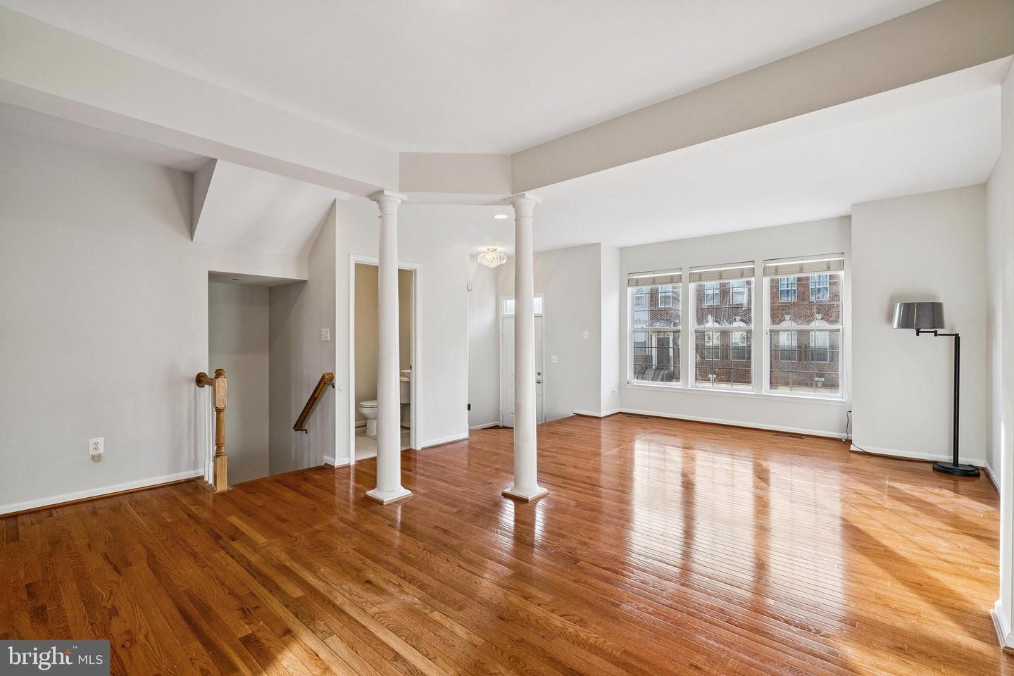 8555 WYNGATE MANOR CT, ALEXANDRIA, Virginia 22309, 3 Bedrooms Bedrooms, ,3 BathroomsBathrooms,Residential,For sale,8555 WYNGATE MANOR CT,VAFX2282824 MLS # VAFX2282824