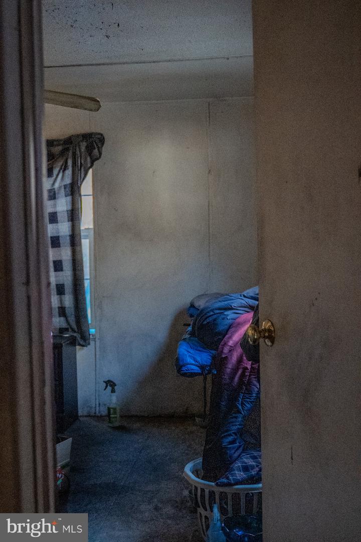 7811 PHILS DR, GLOUCESTER, Virginia 23061, 2 Bedrooms Bedrooms, ,2 BathroomsBathrooms,Residential,For sale,7811 PHILS DR,VAGV2000178 MLS # VAGV2000178