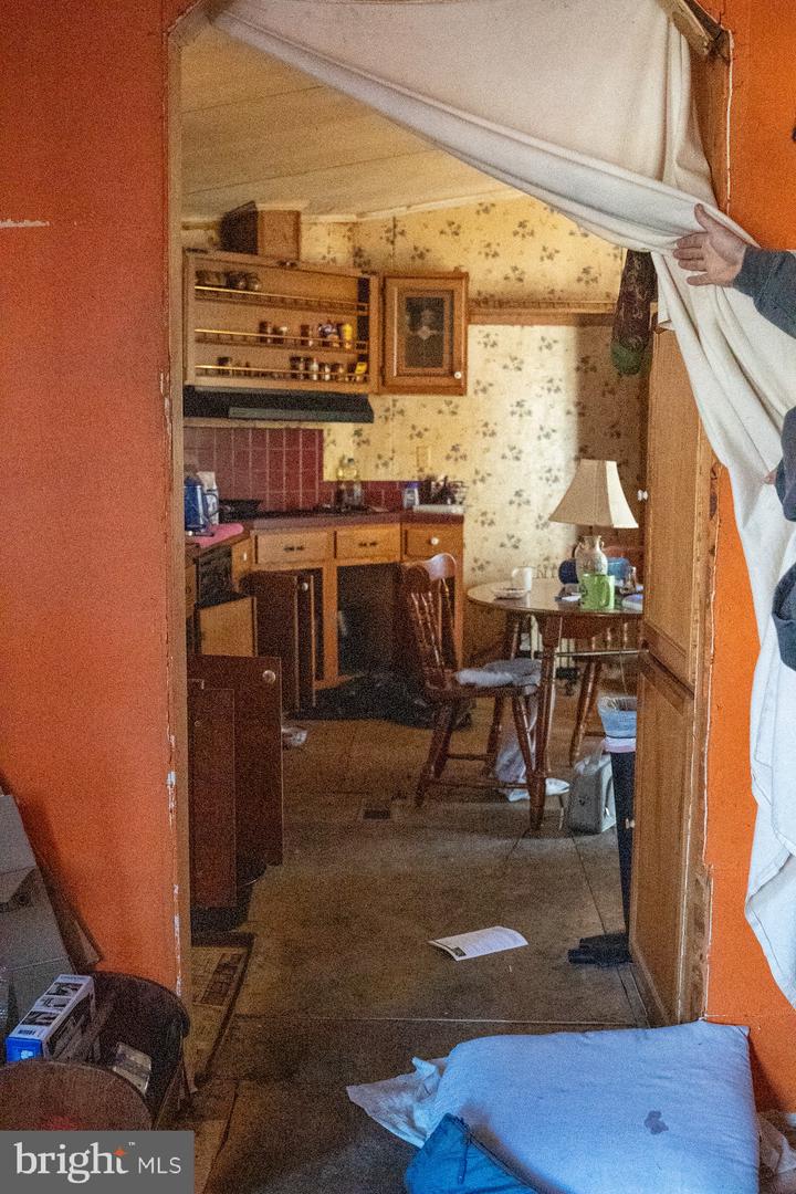 7811 PHILS DR, GLOUCESTER, Virginia 23061, 2 Bedrooms Bedrooms, ,2 BathroomsBathrooms,Residential,For sale,7811 PHILS DR,VAGV2000178 MLS # VAGV2000178