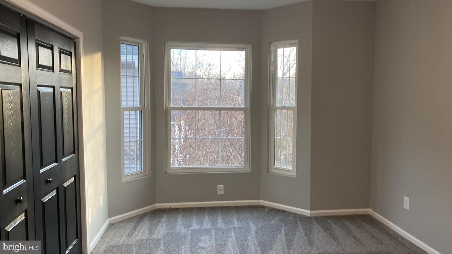 20419 RIVERBEND SQ #301, STERLING, Virginia 20165, 2 Bedrooms Bedrooms, ,2 BathroomsBathrooms,Residential,For sale,20419 RIVERBEND SQ #301,VALO2112526 MLS # VALO2112526 20419 RIVERBEND SQ #301, STERLING, Virginia 20165, 2 Bedrooms Bedrooms, ,2 BathroomsBathrooms,Residential,For sale,20419 RIVERBEND SQ #301,VALO2112526 MLS # VALO2112526