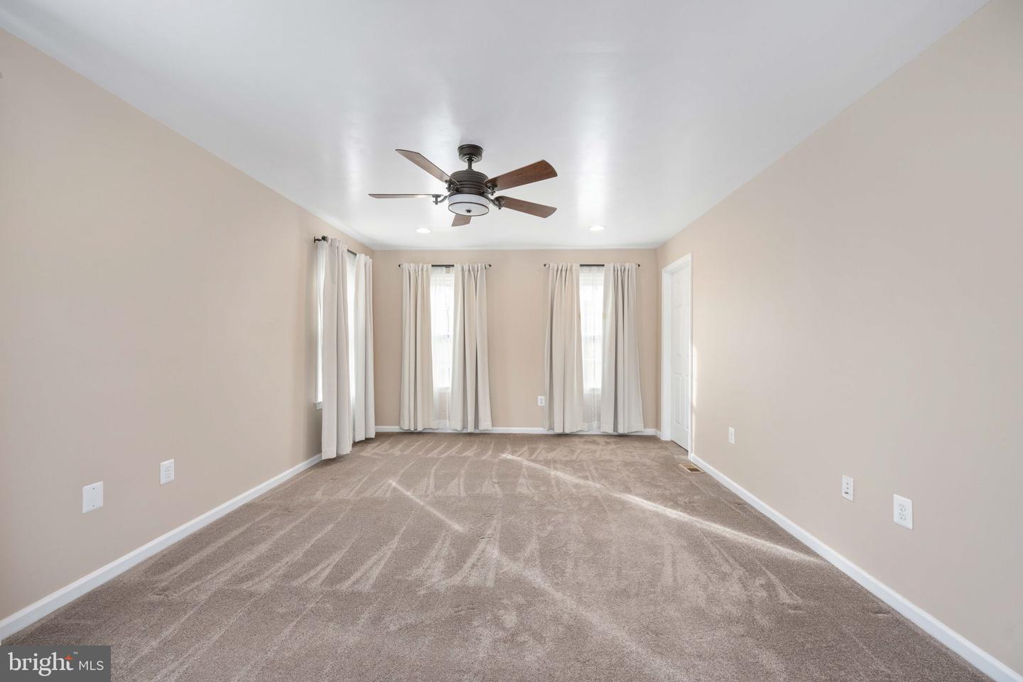 30 LARKWOOD CT, STAFFORD, Virginia 22554, 3 Bedrooms Bedrooms, ,2 BathroomsBathrooms,Residential,For sale,30 LARKWOOD CT,VAST2044776 MLS # VAST2044776