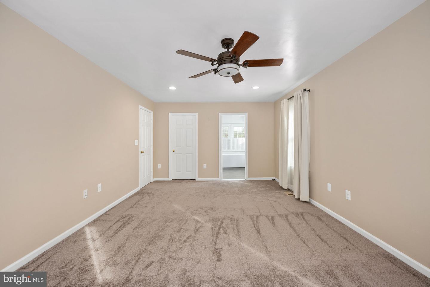 30 LARKWOOD CT, STAFFORD, Virginia 22554, 3 Bedrooms Bedrooms, ,2 BathroomsBathrooms,Residential,For sale,30 LARKWOOD CT,VAST2044776 MLS # VAST2044776