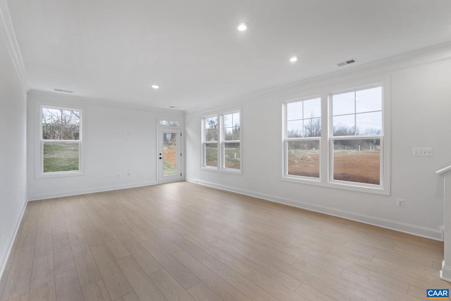 321 SPRINGDALE RD, WAYNESBORO, Virginia 22980, 3 Bedrooms Bedrooms, ,2 BathroomsBathrooms,Residential,For sale,321 SPRINGDALE RD,671921 MLS # 671921 321 SPRINGDALE RD, WAYNESBORO, Virginia 22980, 3 Bedrooms Bedrooms, ,2 BathroomsBathrooms,Residential,For sale,321 SPRINGDALE RD,671921 MLS # 671921