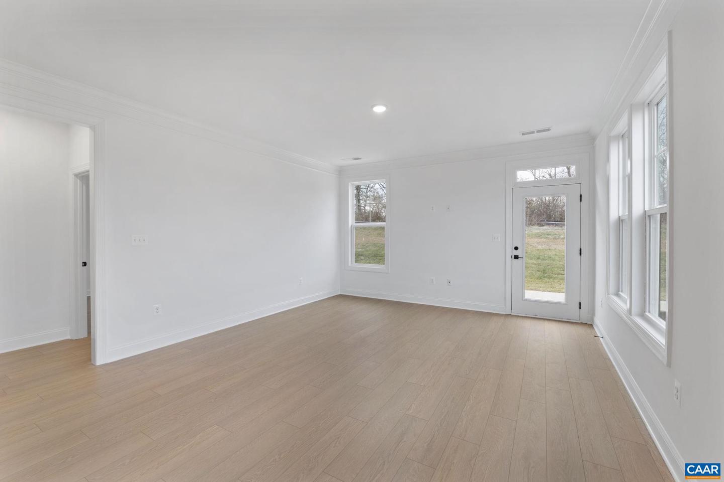 321 SPRINGDALE RD, WAYNESBORO, Virginia 22980, 3 Bedrooms Bedrooms, ,2 BathroomsBathrooms,Residential,For sale,321 SPRINGDALE RD,671921 MLS # 671921 321 SPRINGDALE RD, WAYNESBORO, Virginia 22980, 3 Bedrooms Bedrooms, ,2 BathroomsBathrooms,Residential,For sale,321 SPRINGDALE RD,671921 MLS # 671921