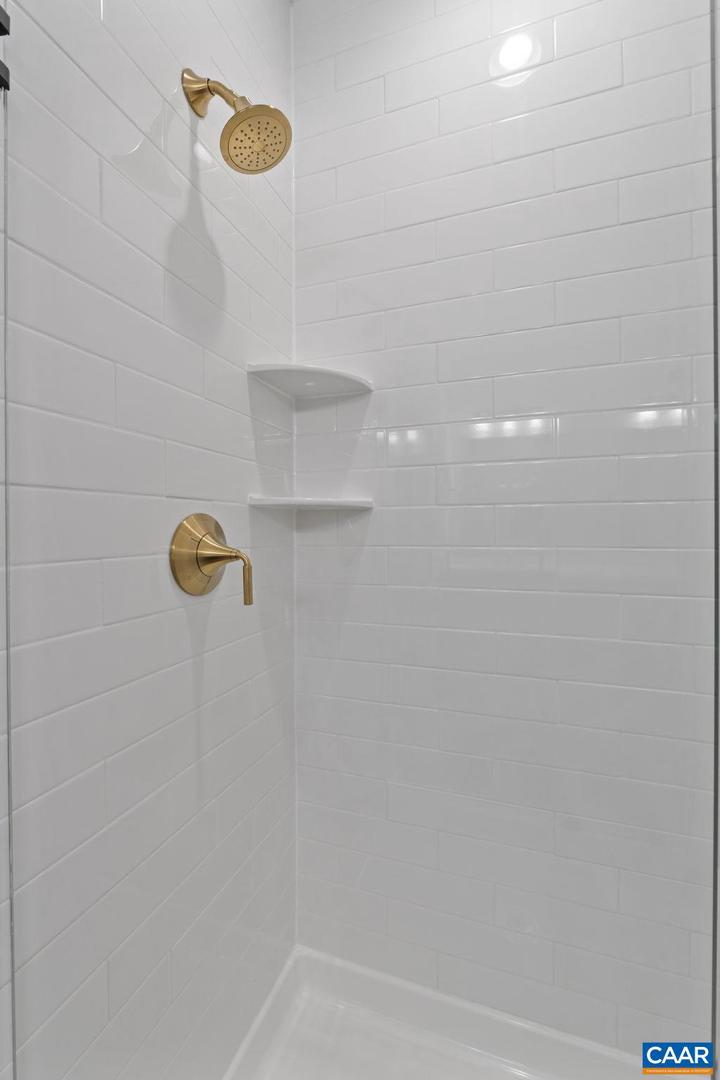 321 SPRINGDALE RD, WAYNESBORO, Virginia 22980, 3 Bedrooms Bedrooms, ,2 BathroomsBathrooms,Residential,For sale,321 SPRINGDALE RD,671921 MLS # 671921 321 SPRINGDALE RD, WAYNESBORO, Virginia 22980, 3 Bedrooms Bedrooms, ,2 BathroomsBathrooms,Residential,For sale,321 SPRINGDALE RD,671921 MLS # 671921