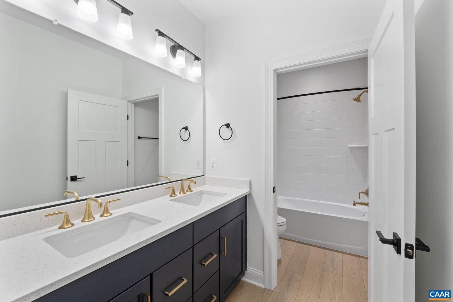 321 SPRINGDALE RD, WAYNESBORO, Virginia 22980, 3 Bedrooms Bedrooms, ,2 BathroomsBathrooms,Residential,For sale,321 SPRINGDALE RD,671921 MLS # 671921 321 SPRINGDALE RD, WAYNESBORO, Virginia 22980, 3 Bedrooms Bedrooms, ,2 BathroomsBathrooms,Residential,For sale,321 SPRINGDALE RD,671921 MLS # 671921