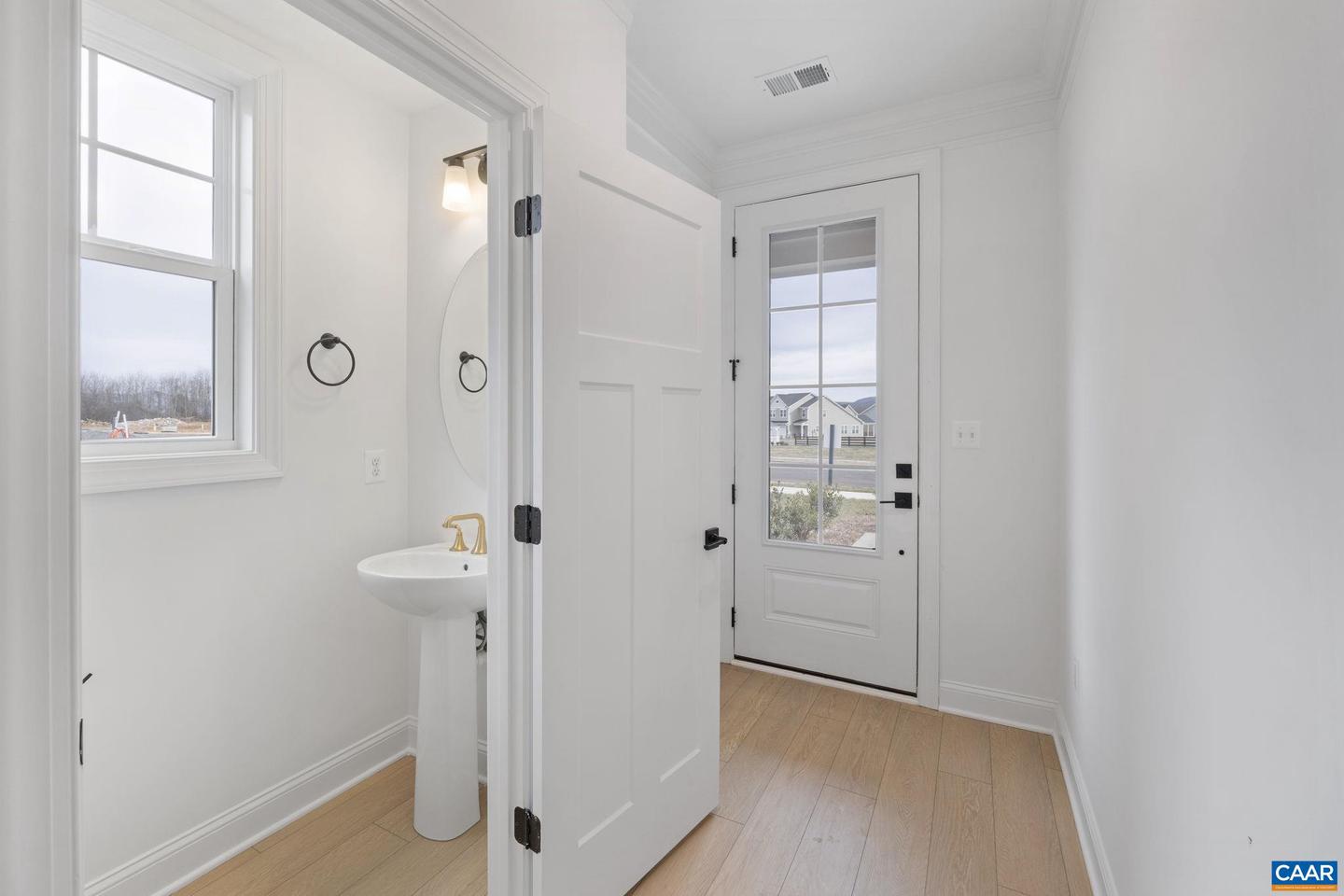 321 SPRINGDALE RD, WAYNESBORO, Virginia 22980, 3 Bedrooms Bedrooms, ,2 BathroomsBathrooms,Residential,For sale,321 SPRINGDALE RD,671921 MLS # 671921 321 SPRINGDALE RD, WAYNESBORO, Virginia 22980, 3 Bedrooms Bedrooms, ,2 BathroomsBathrooms,Residential,For sale,321 SPRINGDALE RD,671921 MLS # 671921