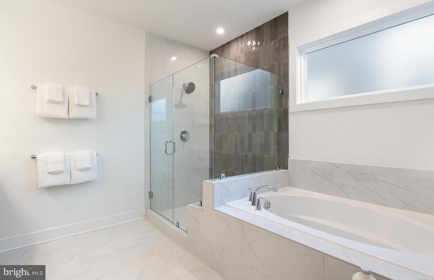 42815 EAGLE VIEW DR, LEESBURG, Virginia 20176, 6 Bedrooms Bedrooms, ,5 BathroomsBathrooms,Residential,For sale,42815 EAGLE VIEW DR,VALO2112536 MLS # VALO2112536