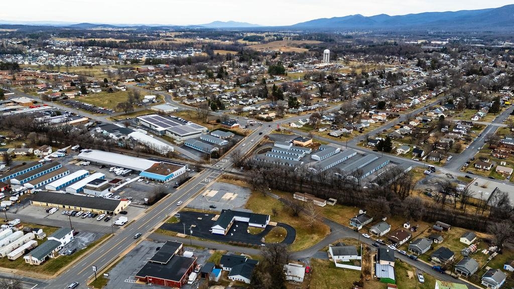 420 N POPLAR AVE, WAYNESBORO, Virginia 22980, ,Commercial,420 N POPLAR AVE,671938 MLS # 671938