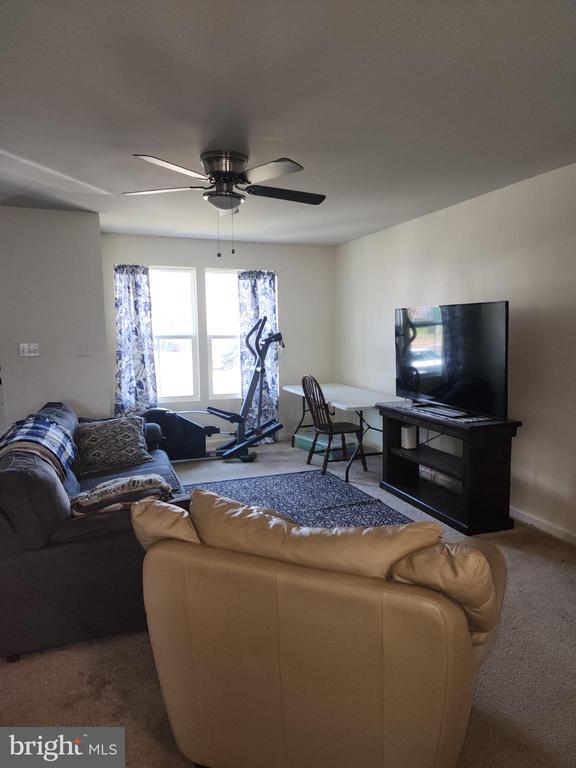 2211 SEDGWICK DR, REMINGTON, Virginia 22734, 4 Bedrooms Bedrooms, ,2 BathroomsBathrooms,Residential,2211 SEDGWICK DR,VAFQ2019506 MLS # VAFQ2019506