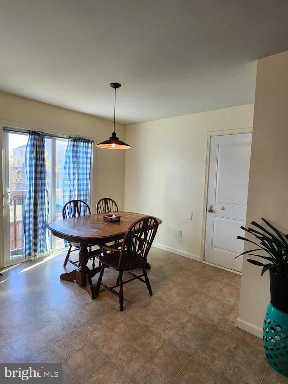 2211 SEDGWICK DR, REMINGTON, Virginia 22734, 4 Bedrooms Bedrooms, ,2 BathroomsBathrooms,Residential,2211 SEDGWICK DR,VAFQ2019506 MLS # VAFQ2019506