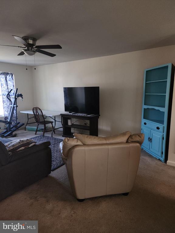 2211 SEDGWICK DR, REMINGTON, Virginia 22734, 4 Bedrooms Bedrooms, ,2 BathroomsBathrooms,Residential,2211 SEDGWICK DR,VAFQ2019506 MLS # VAFQ2019506