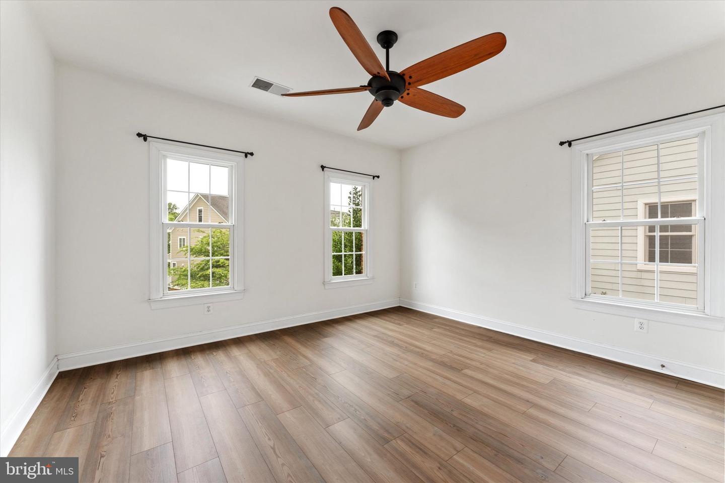 116 DESALES DR, PURCELLVILLE, Virginia 20132, 4 Bedrooms Bedrooms, ,2 BathroomsBathrooms,Residential,For sale,116 DESALES DR,VALO2104660 MLS # VALO2104660