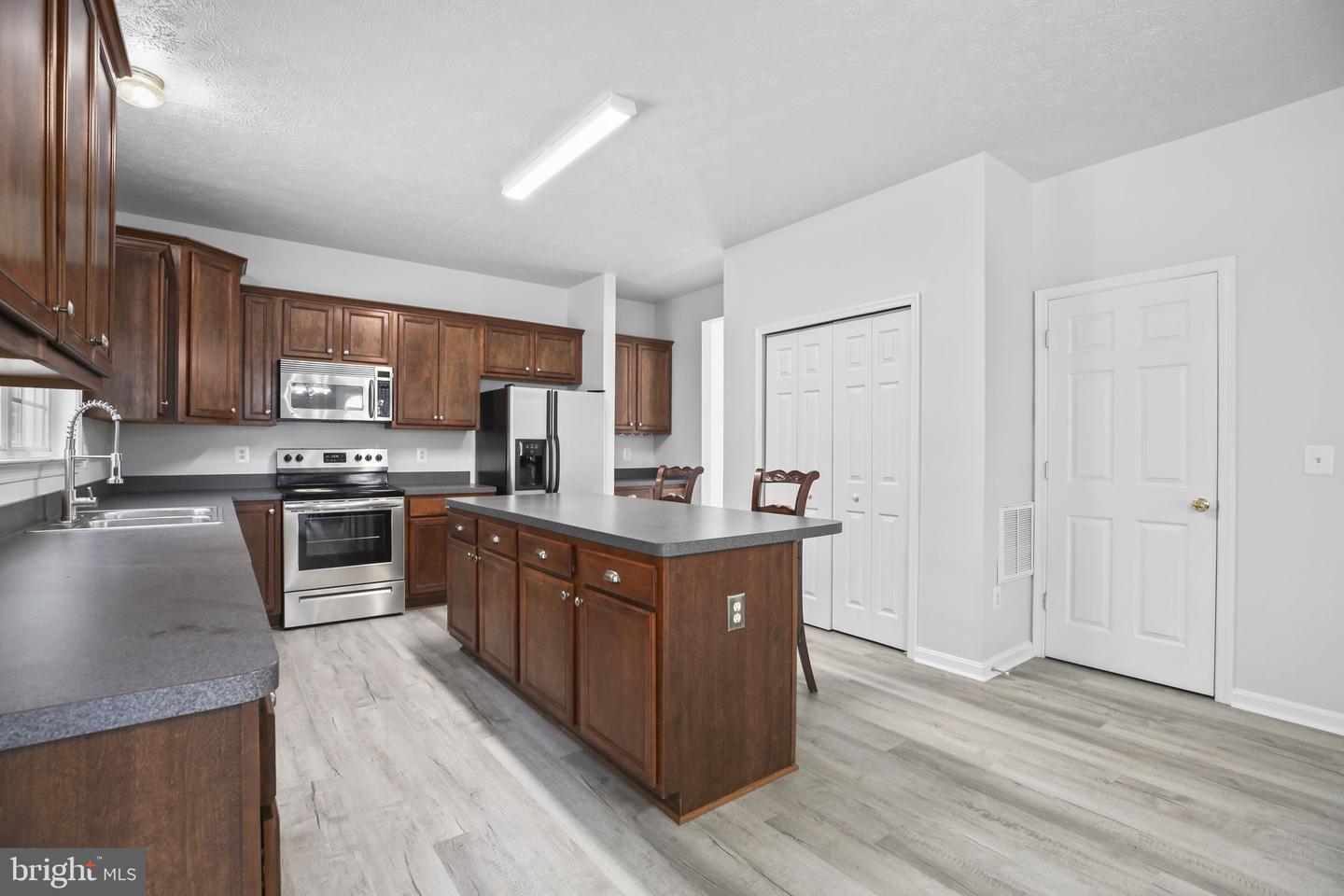 2324 WILDFLOWER WAY, LOCUST GROVE, Virginia 22508, 4 Bedrooms Bedrooms, ,2 BathroomsBathrooms,Residential,For sale,2324 WILDFLOWER WAY,VAOR2010586 MLS # VAOR2010586