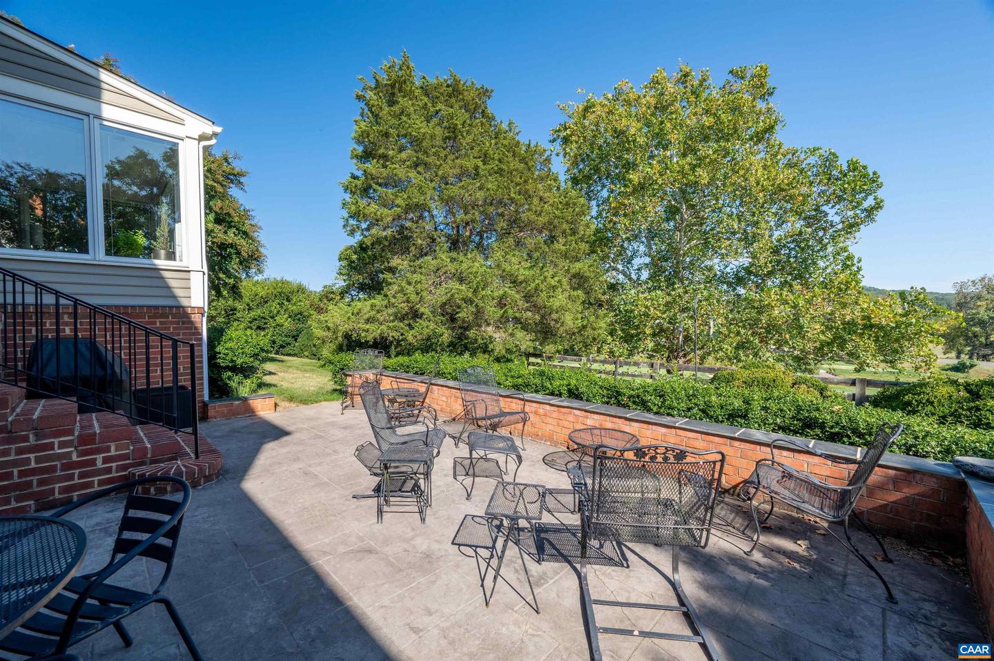 15 EDNAM VILLAGE ST, CHARLOTTESVILLE, Virginia 22903, 3 Bedrooms Bedrooms, ,3 BathroomsBathrooms,Residential,For sale,15 EDNAM VILLAGE ST,668736 MLS # 668736